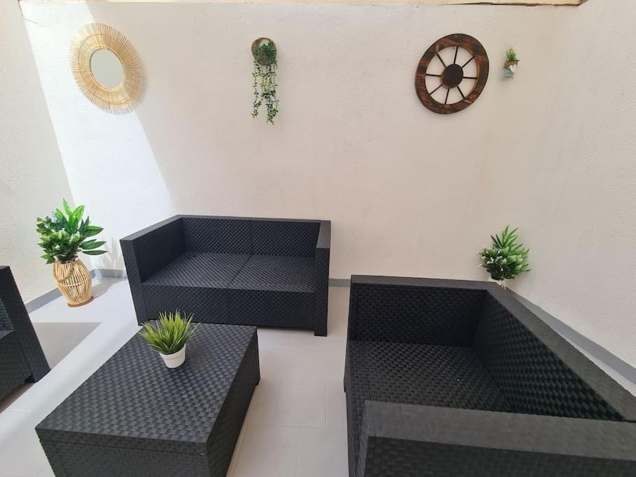 تورّيفيِخا Beautiful Apartment With Patio المظهر الخارجي الصورة