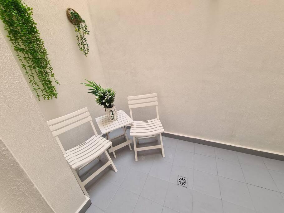 تورّيفيِخا Beautiful Apartment With Patio المظهر الخارجي الصورة